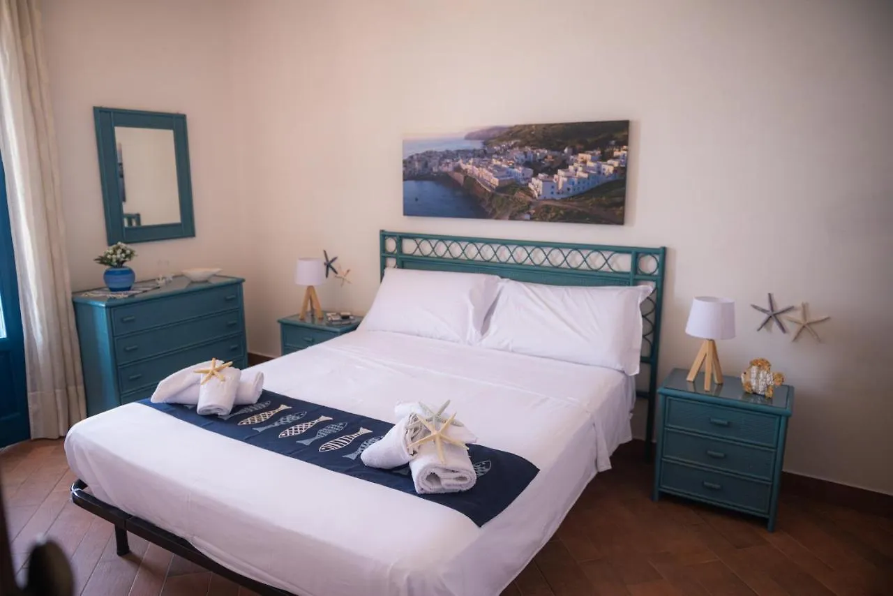 La Terrazza Del Sole “ Apartments “ Marettimo Holiday home